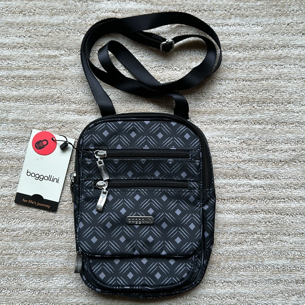 NWT Baggallini Journey Crossbody Bag Travel Purse Black Diamond RFID